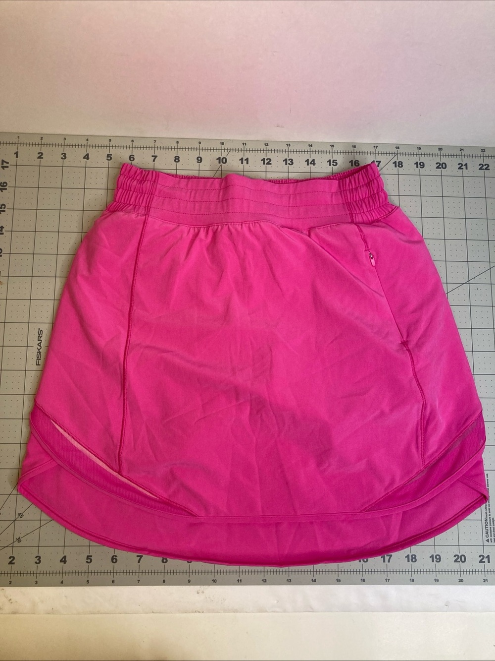 Lululemon Hotty Hot High-Rise Skirt Skort Sonic Pink Size 4 Athleisure